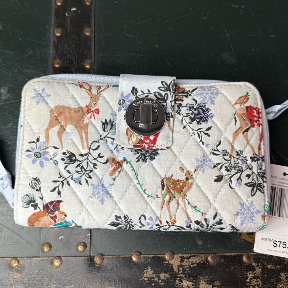 Vera Bradley RFID Turnlock Wallet - #74 New With Tags Merry Mischief Snow Day